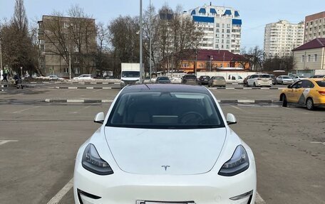 Tesla Model 3 I, 2018 год, 3 000 000 рублей, 2 фотография