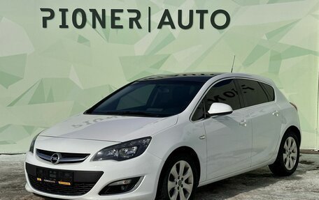 Opel Astra J, 2013 год, 1 040 000 рублей, 2 фотография