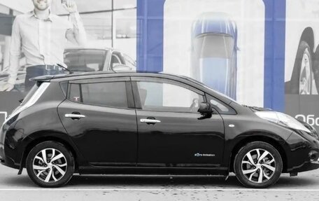 Nissan Leaf I, 2015 год, 1 100 000 рублей, 2 фотография