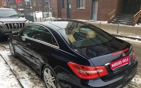 Mercedes-Benz E-Класс, 2012 год, 2 090 000 рублей, 3 фотография
