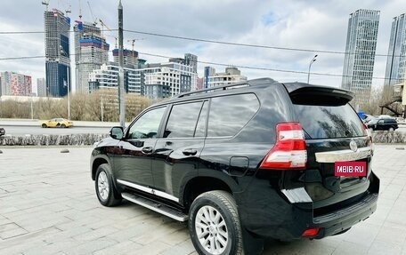 Toyota Land Cruiser Prado 150 рестайлинг 2, 2017 год, 4 680 000 рублей, 8 фотография