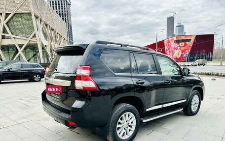 Toyota Land Cruiser Prado 150 рестайлинг 2, 2017 год, 4 680 000 рублей, 6 фотография