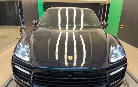 Porsche Cayenne III, 2018 год, 7 900 000 рублей, 2 фотография