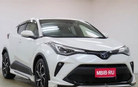 Toyota C-HR I рестайлинг, 2021 год, 1 925 000 рублей, 3 фотография