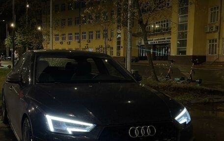 Audi A4, 2018 год, 3 050 000 рублей, 3 фотография