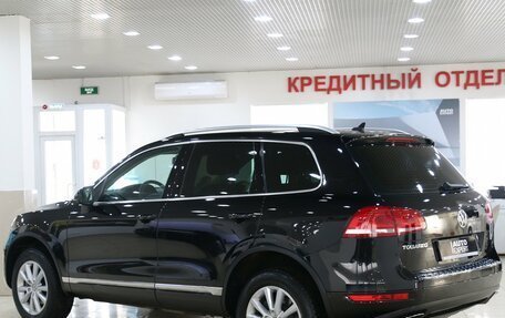 Volkswagen Touareg III, 2012 год, 1 749 000 рублей, 4 фотография