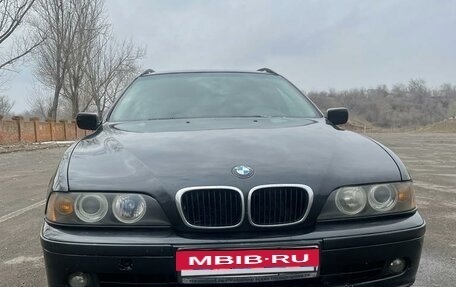 BMW 5 серия, 2001 год, 700 000 рублей, 2 фотография