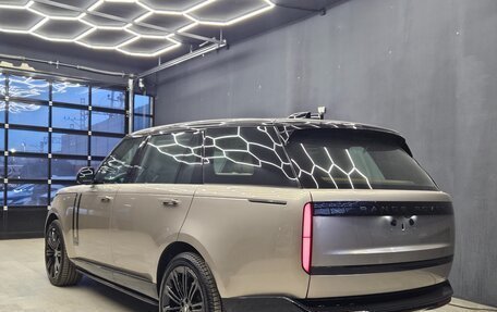 Land Rover Range Rover IV рестайлинг, 2023 год, 34 700 000 рублей, 4 фотография