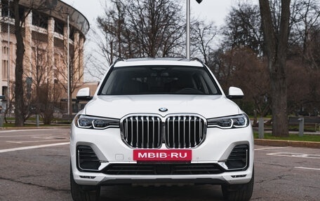 BMW X7, 2019 год, 9 898 000 рублей, 2 фотография