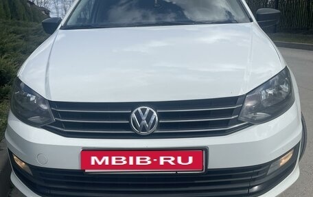 Volkswagen Polo VI (EU Market), 2018 год, 1 300 000 рублей, 2 фотография