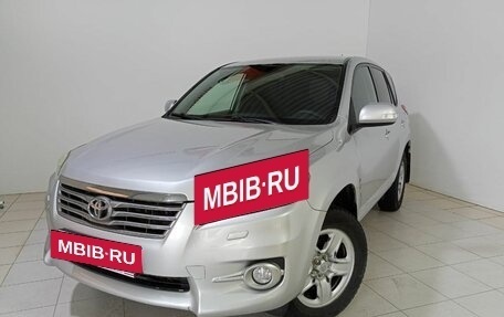 Toyota RAV4, 2011 год, 1 690 000 рублей, 2 фотография