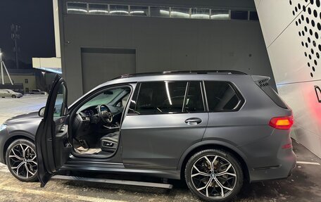BMW X7, 2020 год, 15 000 000 рублей, 3 фотография