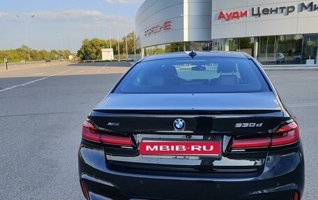 BMW 5 серия, 2018 год, 3 600 000 рублей, 3 фотография