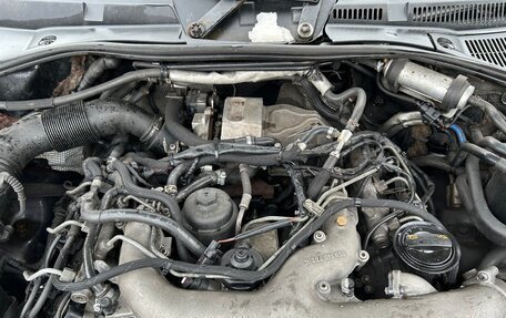 Volkswagen Touareg III, 2010 год, 1 610 000 рублей, 2 фотография