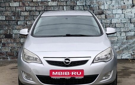 Opel Astra J, 2012 год, 600 000 рублей, 2 фотография