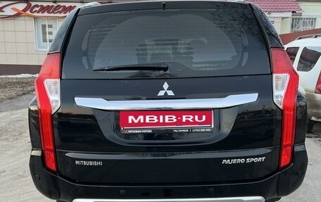 Mitsubishi Pajero Sport III рестайлинг, 2017 год, 3 150 000 рублей, 2 фотография