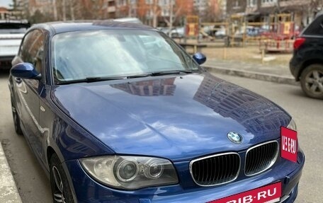 BMW 1 серия, 2008 год, 930 000 рублей, 3 фотография