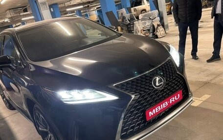 Lexus RX IV рестайлинг, 2020 год, 6 300 000 рублей, 1 фотография