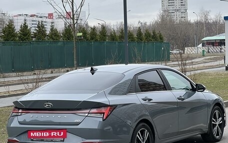 Hyundai Elantra, 2021 год, 2 550 000 рублей, 5 фотография