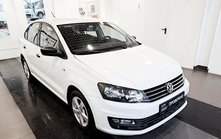 Volkswagen Polo VI (EU Market), 2017 год, 1 356 300 рублей, 3 фотография