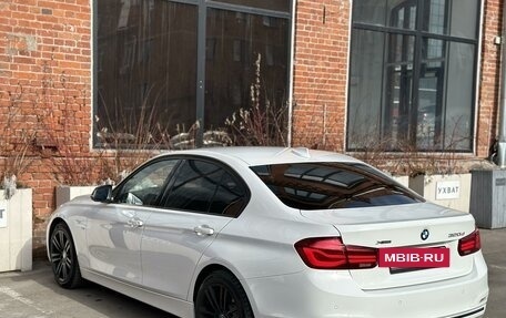 BMW 3 серия, 2018 год, 2 590 000 рублей, 2 фотография