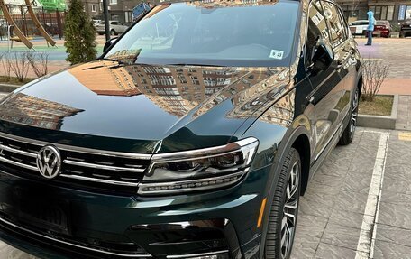 Volkswagen Tiguan II, 2018 год, 3 600 000 рублей, 3 фотография