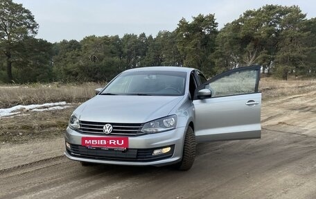 Volkswagen Polo VI (EU Market), 2018 год, 1 435 000 рублей, 2 фотография