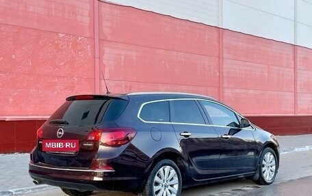 Opel Astra J, 2013 год, 1 020 000 рублей, 4 фотография