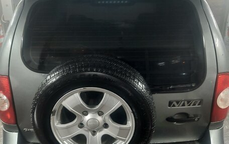 Chevrolet Niva I рестайлинг, 2013 год, 630 000 рублей, 3 фотография