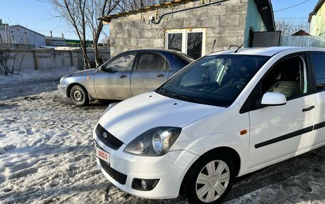 Ford Fiesta, 2008 год, 500 000 рублей, 2 фотография
