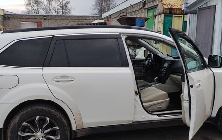 Subaru Outback IV рестайлинг, 2014 год, 2 300 000 рублей, 3 фотография