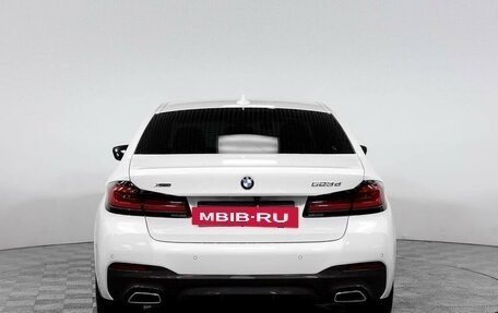 BMW 5 серия, 2022 год, 6 850 000 рублей, 6 фотография