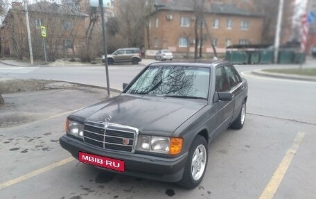 Mercedes-Benz 190 (W201), 1985 год, 300 000 рублей, 2 фотография