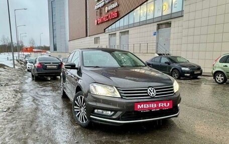 Volkswagen Passat B7, 2014 год, 1 670 000 рублей, 2 фотография