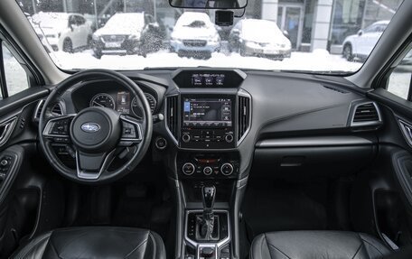 Subaru Forester, 2018 год, 2 590 000 рублей, 8 фотография