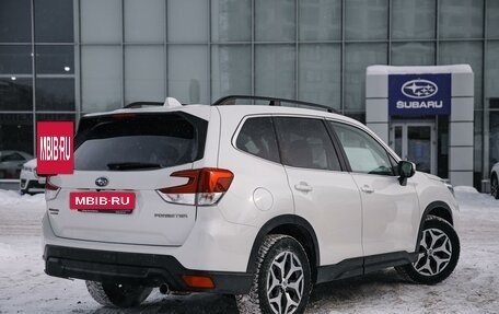Subaru Forester, 2018 год, 2 590 000 рублей, 3 фотография