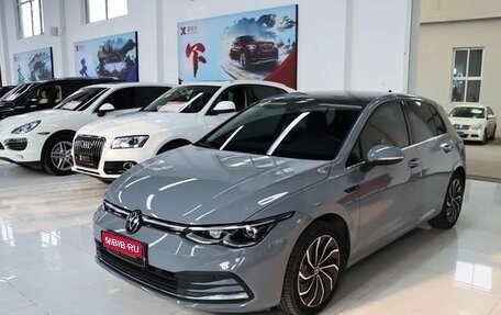 Volkswagen Golf VIII, 2021 год, 2 600 000 рублей, 1 фотография