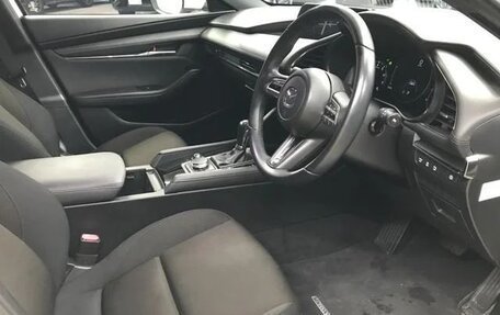 Mazda 3, 2019 год, 1 570 000 рублей, 8 фотография