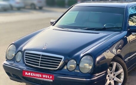 Mercedes-Benz E-Класс, 1998 год, 650 000 рублей, 2 фотография