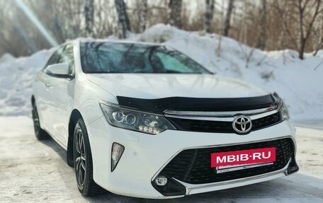 Toyota Camry, 2017 год, 2 590 000 рублей, 2 фотография