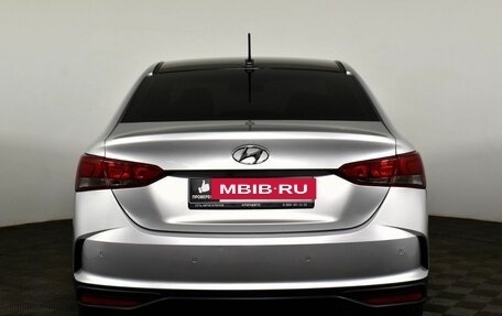 Hyundai Solaris II рестайлинг, 2021 год, 1 777 000 рублей, 5 фотография