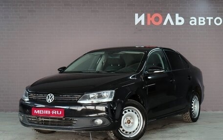 Volkswagen Jetta VI, 2011 год, 895 000 рублей, 1 фотография