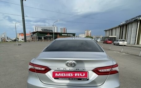 Toyota Camry, 2021 год, 3 499 999 рублей, 2 фотография