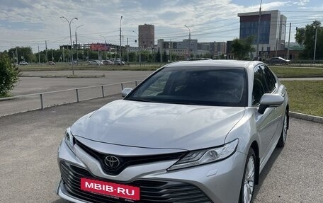 Toyota Camry, 2021 год, 3 499 999 рублей, 3 фотография