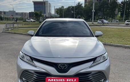 Toyota Camry, 2021 год, 3 499 999 рублей, 4 фотография