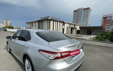 Toyota Camry, 2021 год, 3 499 999 рублей, 5 фотография