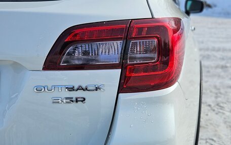 Subaru Outback IV рестайлинг, 2018 год, 3 950 000 рублей, 4 фотография