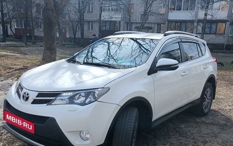 Toyota RAV4, 2013 год, 1 810 000 рублей, 3 фотография