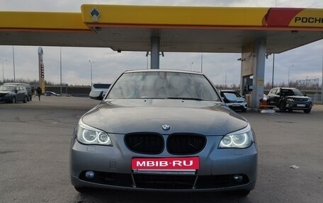 BMW 5 серия, 2004 год, 599 000 рублей, 2 фотография