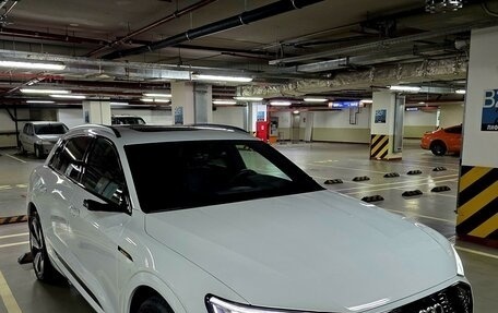 Audi e-tron I, 2020 год, 7 600 000 рублей, 7 фотография